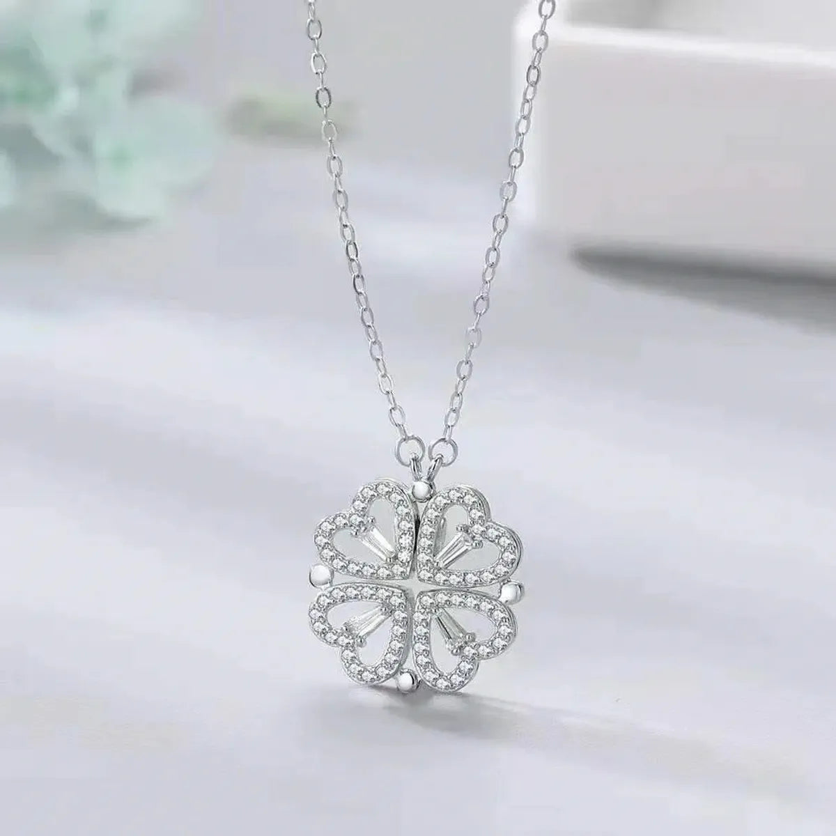 COLLAR TREBOL